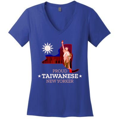 Proud Taiwanese New Yorker New York Map And Taiwan Flag Great Gift Women's V-Neck T-Shirt