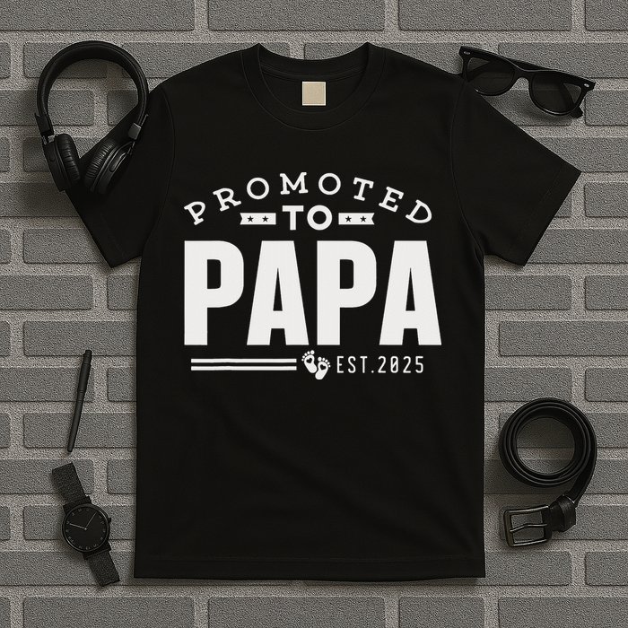 Promoted To Papa 2025 New 1st First Time Papa Dad Father T-Shirt