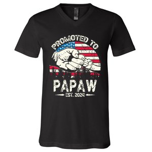 Promoted To Papaw 2024 Soon To Be Dad 2024 New Dad V-Neck T-Shirt