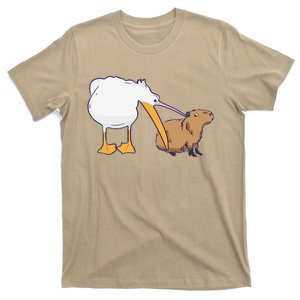 Pelican Tries To Eat Capybara Funny Cute Kawaii Meme T-Shirt