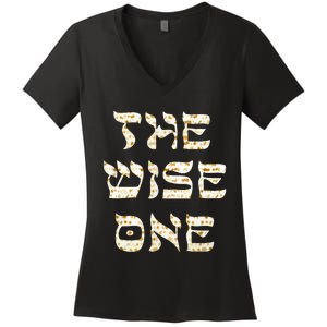 Passover The Wise One Funny Pesach Gift Women's V-Neck T-Shirt