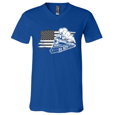 Patriotic Us Flag Train Model Trains Trainspotting Funny Gift V-Neck T-Shirt