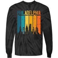 Philadelphia USA Retro Vintage Sunset Skyline Philadelphia Tie-Dye Long Sleeve Shirt