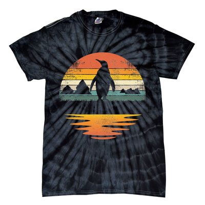 Penguin Vintage Retro Sunset Penguin Lover Tie-Dye T-Shirt