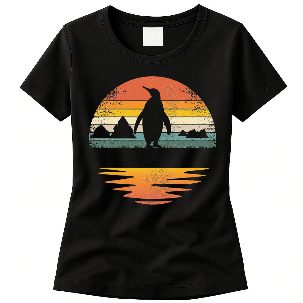 Penguin Vintage Retro Sunset Penguin Lover Womens T-Shirt
