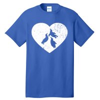 Penguin Vintage White Heart Animal Lover Valentines Day Gift Tall T-Shirt