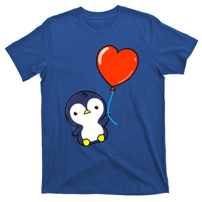 Penguin With Heart Balloon Valentines Day Penguin Great Gift T-Shirt