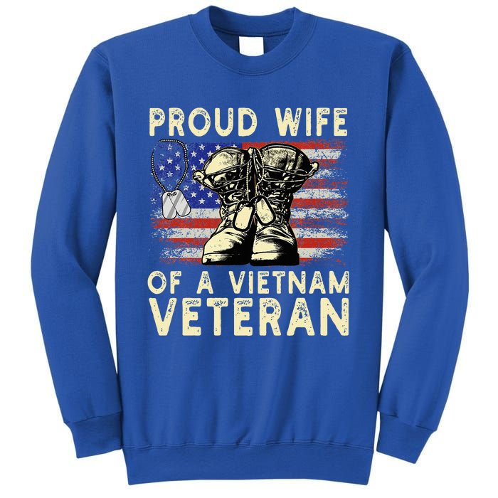 Proud Wife Of Vietnam Veteran Us Sweatshirt