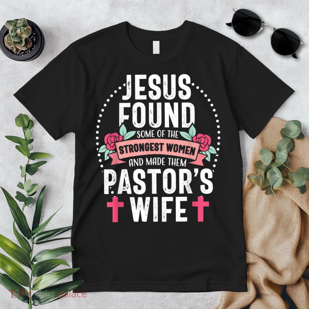 Pastor Wife Proud Jesus Christian Church Appreciation Premium T-Shirt
