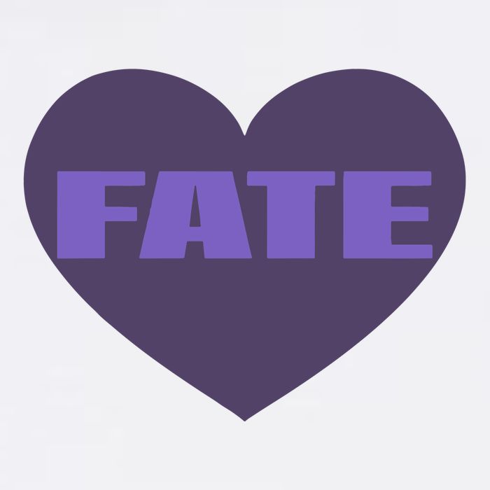 Quan Content Fate Heart Crop Top