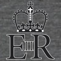 Queen Elizabeth II 7 Panel Mesh Trucker Snapback Hat