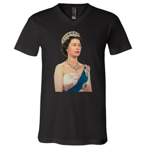 Queen Elizabeth's II British Crown Majesty Portrait V-Neck T-Shirt