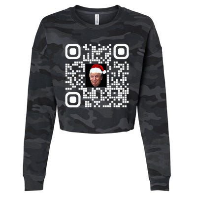 Qr Funny Trump Maga Santa Hat Trump Dancing Code Cropped Pullover Crew