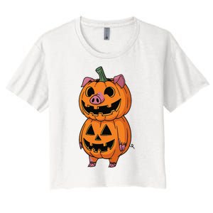 Quirky Halloween Pig Pumpkin Fusion Comic Women's Crop Top Tee