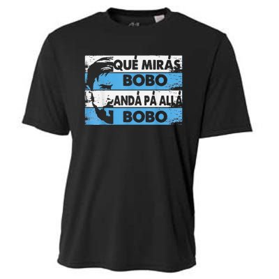 qué mirás bobo, andá pa' allá funny speech Cooling Performance Crew T-Shirt