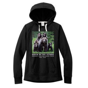 Queen Of The Tetons Grizzly 399 National Park 1996 2024 Women's Fleece Hoodie