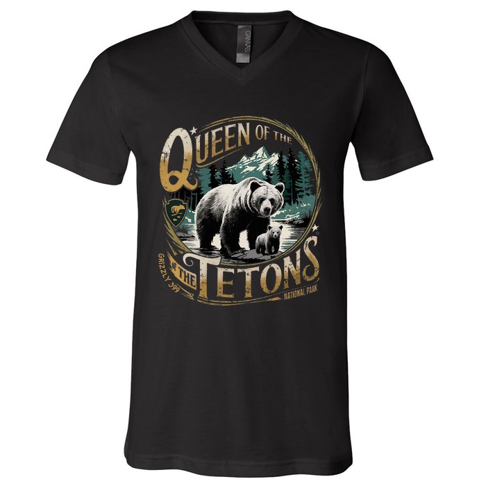 Queen Of The Tetons Grizzly 399 National Park Preserve V-Neck T-Shirt