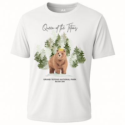 Queen Of The Tetons Grizzly Bear 399 Gtnp Performance Shirt