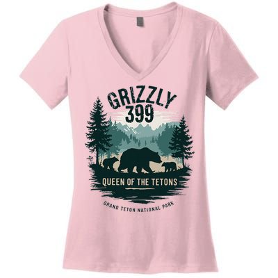Queen Of The Tetons Grizzly 399 Bear Lovers National Park Women's V-Neck T-Shirt