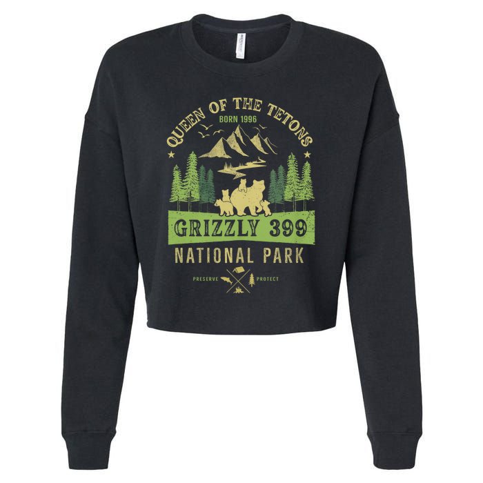 Queen Of The Tetons Grizzly 399 National Park Preserve Cropped Pullover Crew