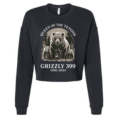 Queen Of The Tetons Grizzly 399 National Park Cropped Pullover Crew