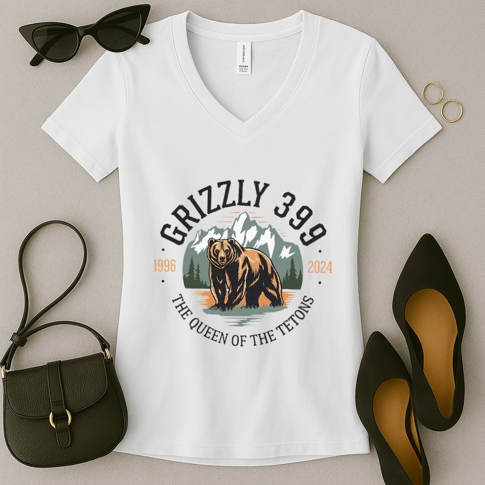 Queen Of The Tetons Grizzly 399 National Park Bear Lovers Women's V-Neck T-Shirt