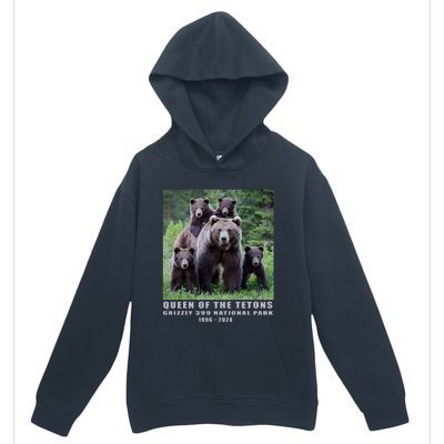 Queen Of The Tetons Grizzly 399 National Park 1996 2024 Urban Pullover Hoodie