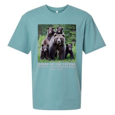 Queen Of The Tetons Grizzly 399 National Park 1996 2024 Sueded Cloud Jersey T-Shirt