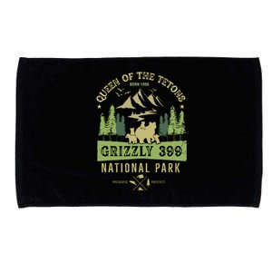 Queen Of The Tetorn Born 1996 Grizzly Bear 399 National Park Microfiber Hand Towel