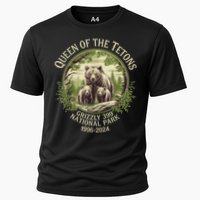 Queen Of The Tetons Grizzly 399 Wildlife Preserve 19962024 Cooling Performance Crew T-Shirt