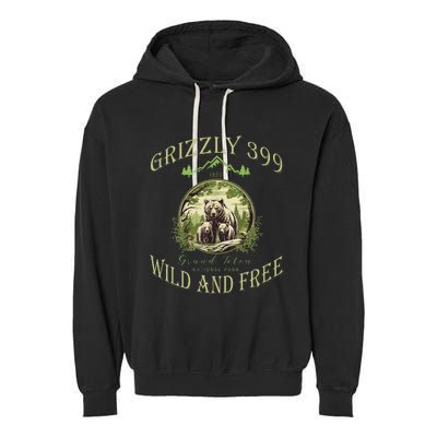 Queen Of The Teton Grizzly 399 Bear Wildlife Forest Preserve Garment-Dyed Fleece Hoodie