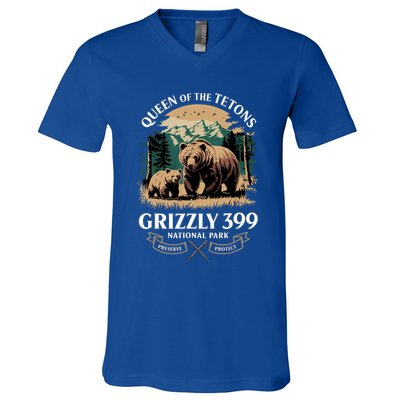 Queen Of The Tetons Grizzly 399 National Park Bear V-Neck T-Shirt
