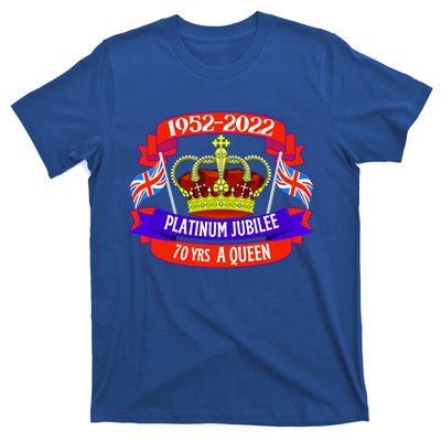 Queens Platinum Jubilee Cool Gift Queen Jubilee Union Jack Gift Funny Gift T-Shirt