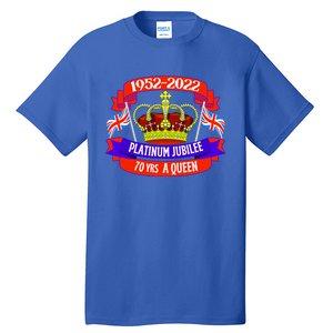 Queens Platinum Jubilee Cool Gift Queen Jubilee Union Jack Gift Funny Gift Tall T-Shirt