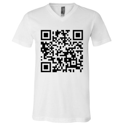 Qr President Trump 4547 Dancing Dance Moves Maga V-Neck T-Shirt