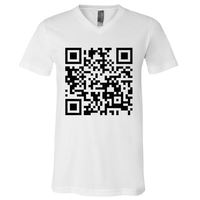 Qr President Trump 4547 Dancing Dance Moves Maga V-Neck T-Shirt