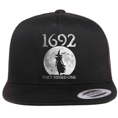 Retro 1692 They Missed One Witch Salem 1692 Halloween Witch Flatbill Hat