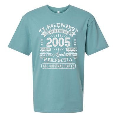 Retro 2005 Birthday 19th Bday Vintage 19 Year Old Sueded Cloud Jersey T-Shirt