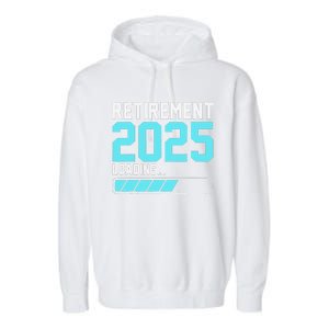 Retirement 2025 Loading Funny Retiring Retired Garment-Dyed Fleece Hoodie