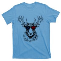 Reindeer 4th July America Usa Flag Funny Gift T-Shirt