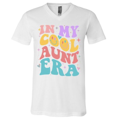 Retro 60s Hippie In My Cool Aunt Era V-Neck T-Shirt