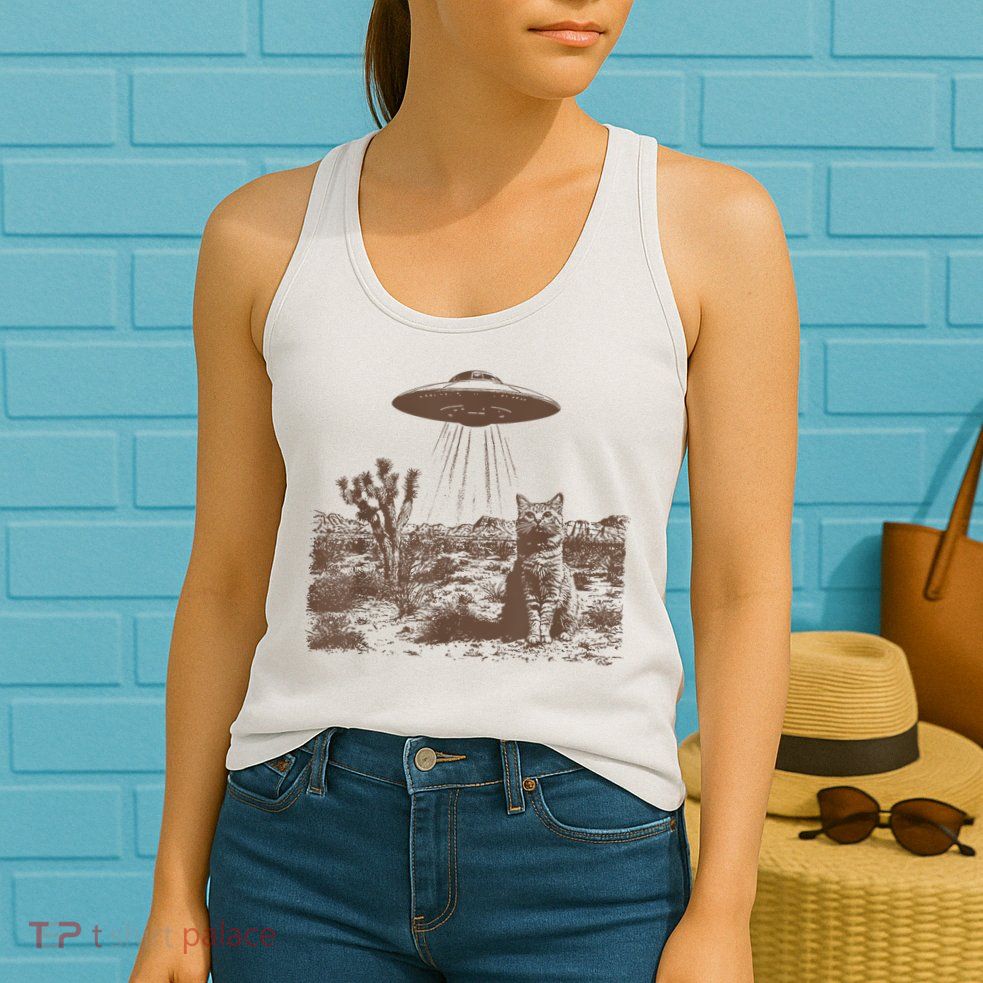 Retro 90s Western Vintage Ufo Cowboy Cat Wild West Kitten Women's Racerback Tank