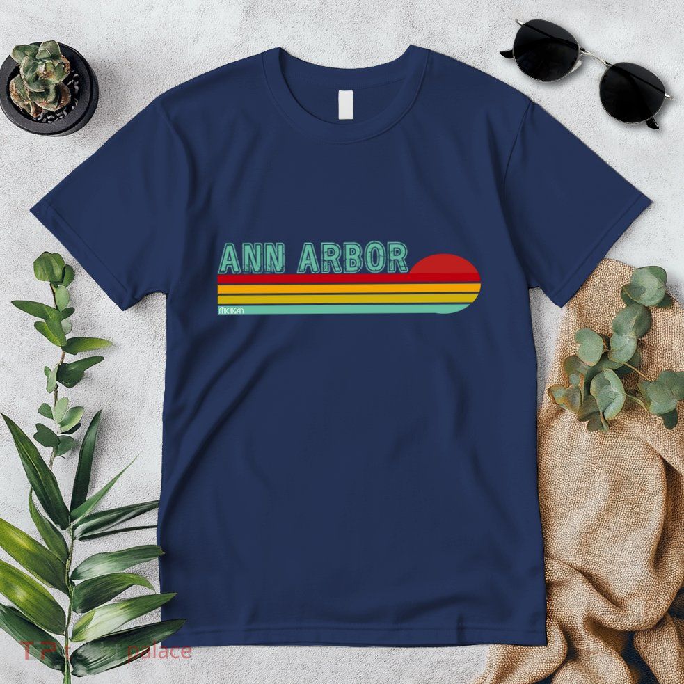 Retro Ann Arbor Michigan Premium T-Shirt