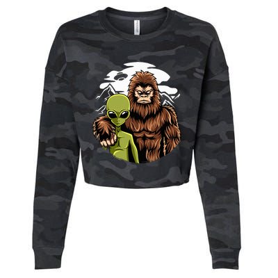 Retro Alien And Bigfoot Sasquatch UFO Believer Cropped Pullover Crew