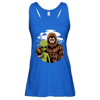 Retro Alien And Bigfoot Sasquatch UFO Believer Ladies Essential Flowy Tank