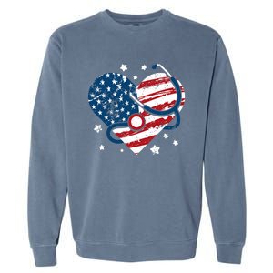 Retro American Flag Heart Nurse 4th Of July Nursing Mama Mom Gift Garment-Dyed Sweatshirt