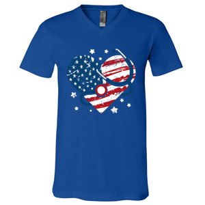 Retro American Flag Heart Nurse 4th Of July Nursing Mama Mom Gift V-Neck T-Shirt