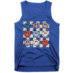 Retro America Hippie Usa Patriotic Checkered 4th Of July Gift Tank Top