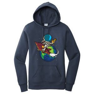 Retro Astronaut Illustration Women's Pullover Hoodie