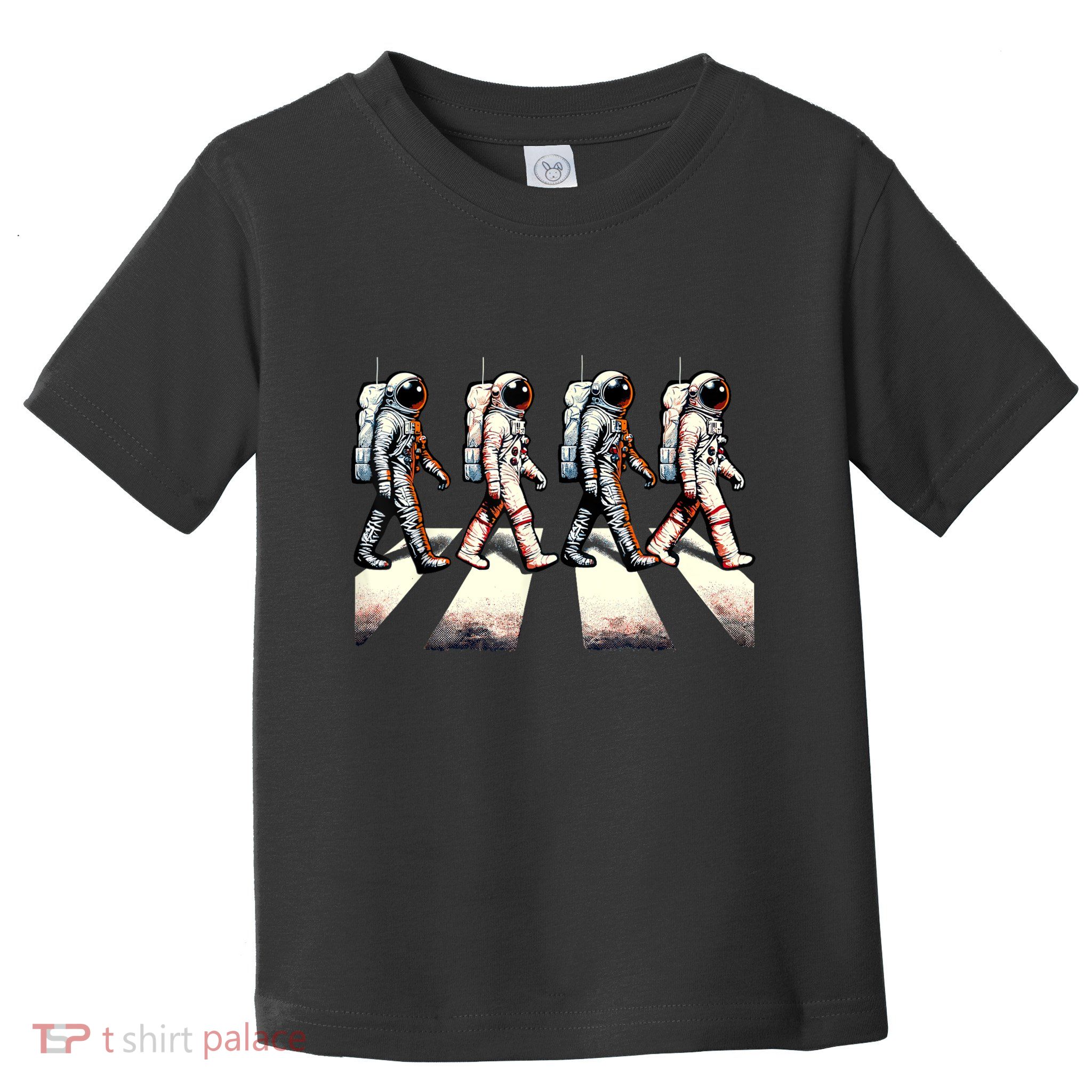 Retro Astronaut Outer Space Gifts Funny Space Toddler T-Shirt